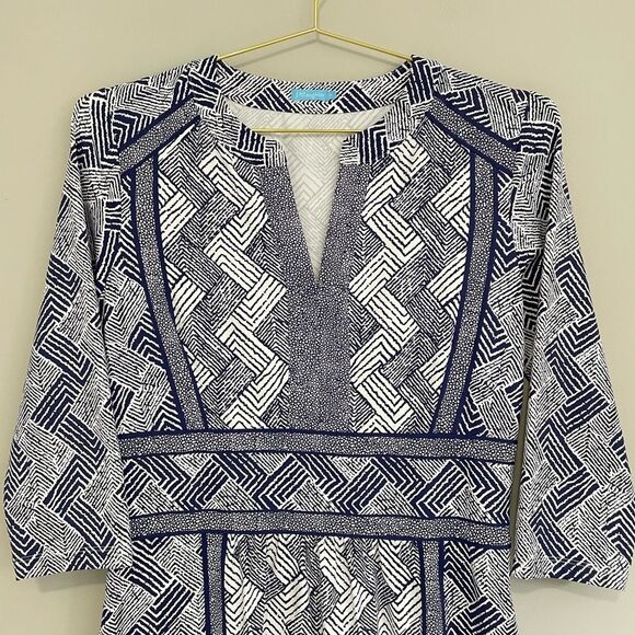 J McLaughlin Geometric Print 3/4 Sleeve Dress - Picture 2 of 5